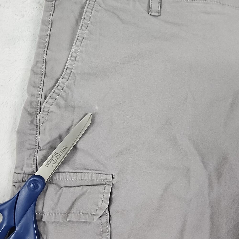 APT.9 Premier Flex Men's Size 38 (Fit 36) Casual Cargo Shorts Gray Lot Of 2 - Picture 15 of 16